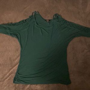 Green lace sleeved top